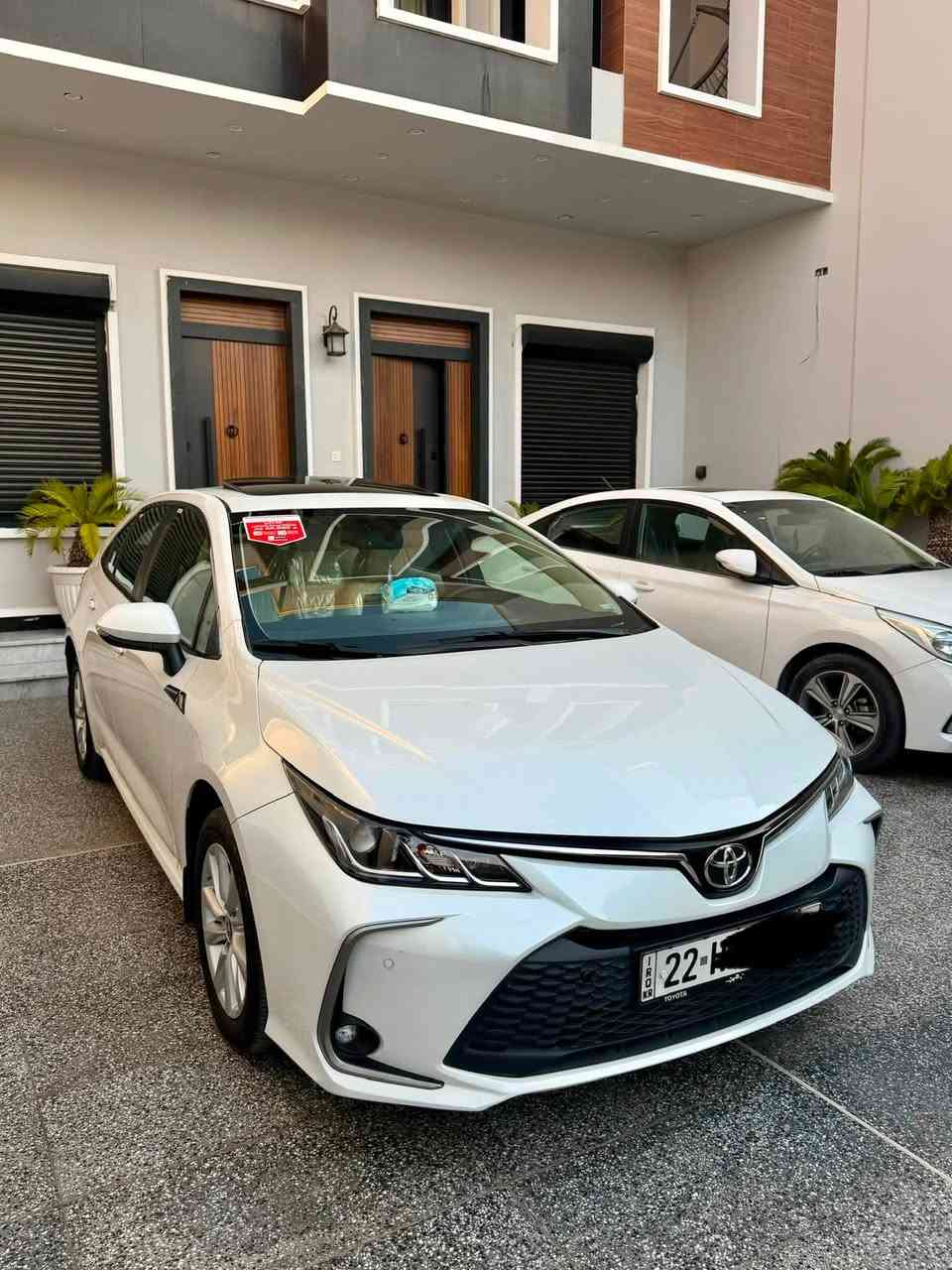 كورلا ساز خليجية
موديل 2024 
رقم أربيل 
مكفولة كفالة عامة من البارد والصبغ والتبديل فقط بيها رصعة بالجاملغ الامامي جهة سايق ورصعتين بالقمارة مال حصو الطريق بسيطات جداً
// فول مواصفات //
(بصمة - فتحة - شاشة كبيرة - حساسات امامية ، خلفية - كاميرا - هاند بريك بصمة - تبريد قطعتين - 3 انظمة قيادة نورمال ، ايكو ، سبورت - داخل لونين بيجي ورصاصي)
ماشية 65 الف كيلو متر حقيقي 
السعر 178 وبيها مجال 
مكان السيارة بغداد السيدية 
للأستفسار ***********
