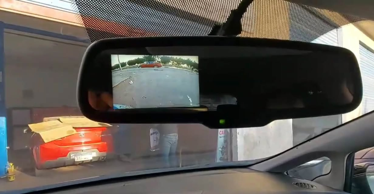 مرايه وكاميرا نوع جنتكس امريكي ترهم للسيراتو بلاد ترهم وعندي بدون كاميرا بوصله وتعتيم 
يوجد توصيل كل المحافظات للحجز وانس اب ***********

