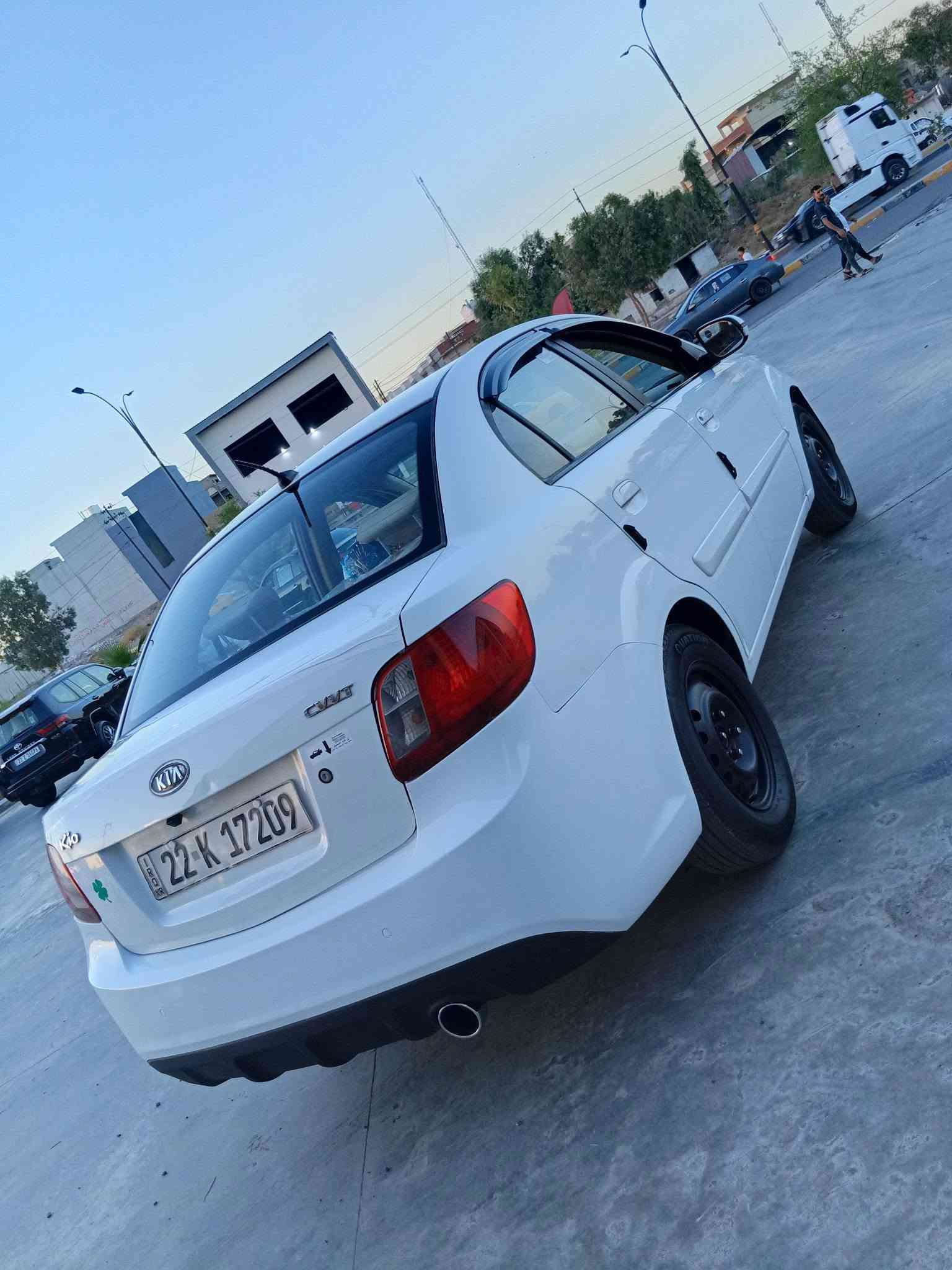 للبيع ريو موديل ٢٠١١ رقم اربيل بلاصبغ بيه ملاحظات بارد محرك ١٦ اصلي شرط لا صرف والنفخ والكير شرط تبريد ثلج السعر ٩٠ وبيه مجال الاستفسار اكثر لاتصال ***********
