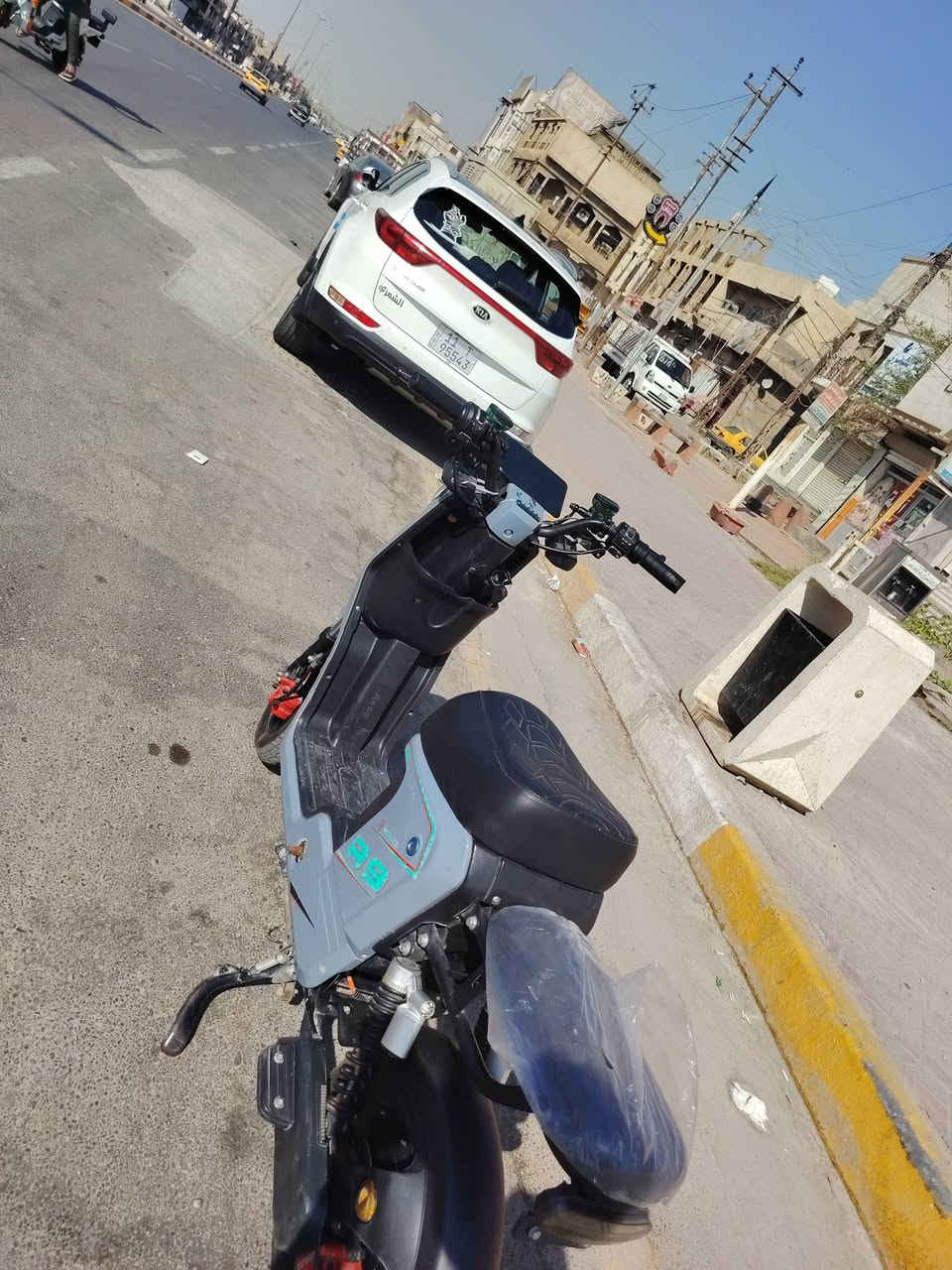 سلام عليكم عدي دراجه شحن ار 9دراجه كامله مكمله بطرياته جدد دبل خمسه لكبار دراجه كامله مكمله جديده لايت هورن شاير يمنه يسره  دبل شاره دبل سماعه عاليات دراجه جديده بيه نضام R بيه نضام تشحن لمبايل  مكاني بغداد بل حبيبيه لسعر 375وبيه مجال لشراي رقم لهاتف ***********
