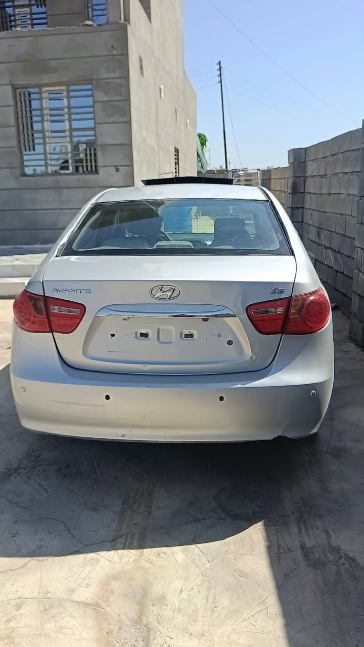 سلام عليكم النتره أدوات مال واحد يريد يعيش ورخيصه بيع مستعجل موديل 9 
كير محرك جديد 
شاير بل مري 
كشونه جلد 
كهربائية  كلها شغاله
تبريد ثلج 
تفئا نار 
تايرات جدد 
السعر 36 وبيها مجال 
تصل وتدلل *********** مكان السياره العلم
