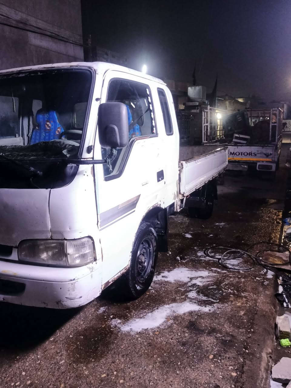 السلام عليكم كيه فنتيره لبيع رقم ديالى تحويل مديل 97
  تخم تاير مكينه توهه مجفته صدر جديد شاصي مكفول 
 سعر 43 وبيهه مجال 
عنوانه بغداد المعامل العماري باقي تفاصيل انتصل وبيك خير ودال 
***********

