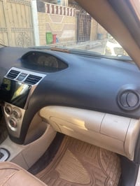 تويوتا يارس موديل 2007وارد امريكي تبديل جاملغ جهة السايق وصبغ باب السا...