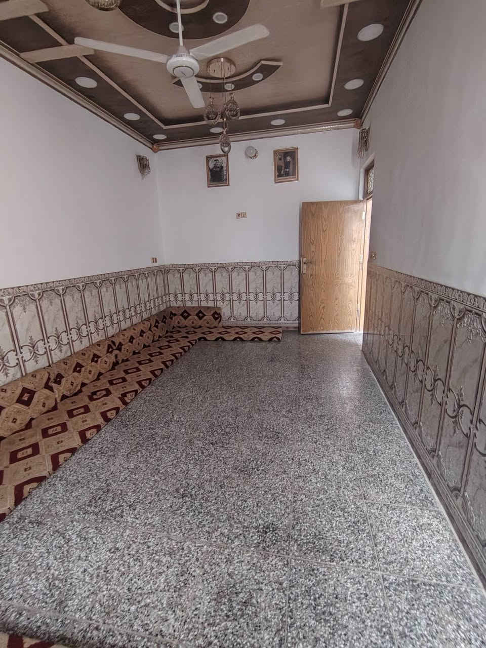شارع مجمع بيتي • ١٠٠متر • طابقين