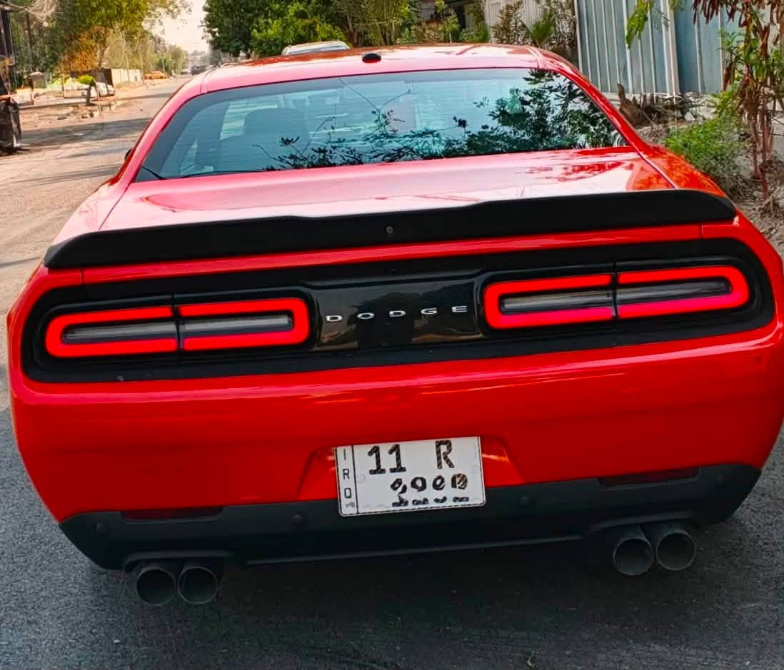 سلام عليكم 
جالنجر موديل ٢٠١٦ 🍊
رقم بغداد مميز ٤ ارقام 
لون برتقالي ناري 
السياره تعمير جديد كامله ما بيه اي نقص دينار متصرف عليه 
موصفات sxt المعروفه 
السياره صبغ حزام 
كل التفاصيل بالسونار طبعاً السونار يم المندلاوي غني عن التعريف 
ماشيه 77 الف 
مكاني بغداد البياع 
السعر  118 وبيه مجال جداً بسيط 
واتساب 
***********
