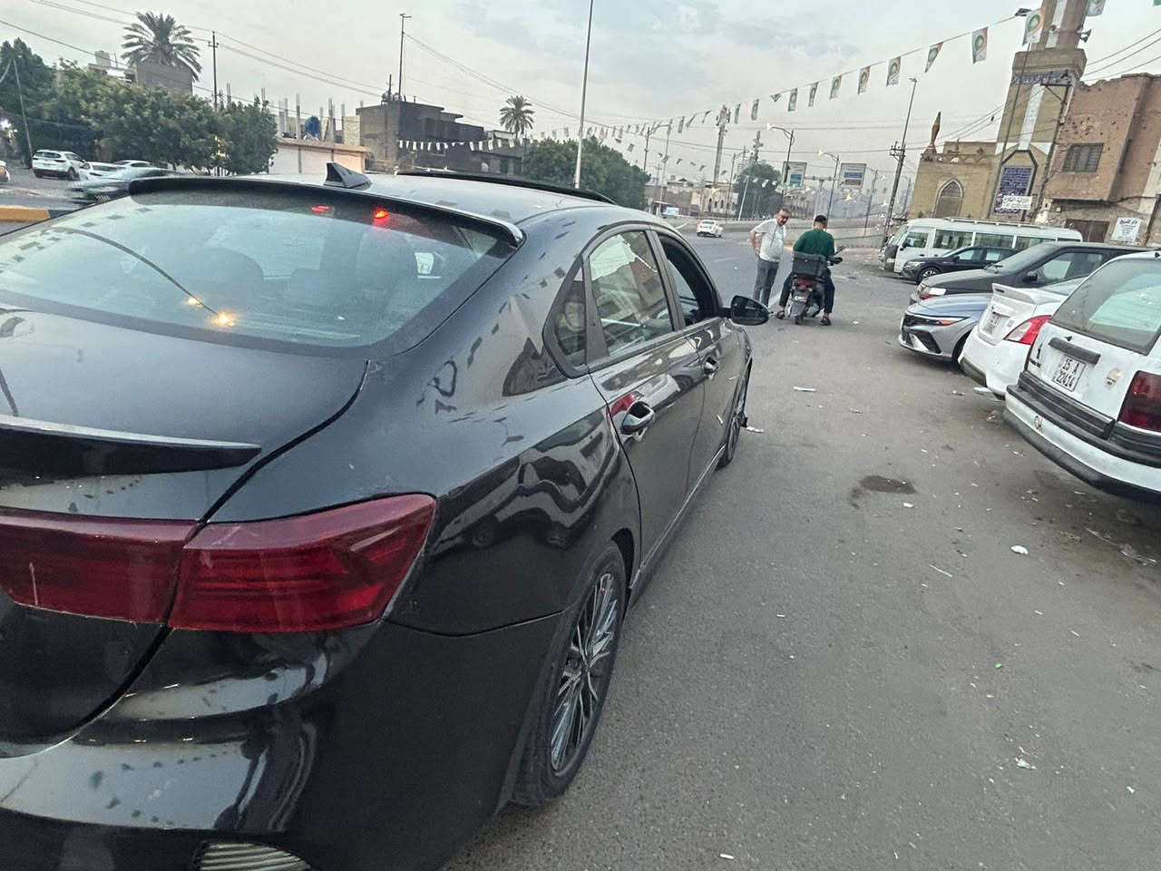 سلام عليكم فورتي للبيع جيتي لاين سياره غير ضربته ماكو سياره فول موصفات سياره جديده بمعنه لكلمه سعر 150بيهه مجال مكان بغداد شارع حيفاءالرقم ***********
