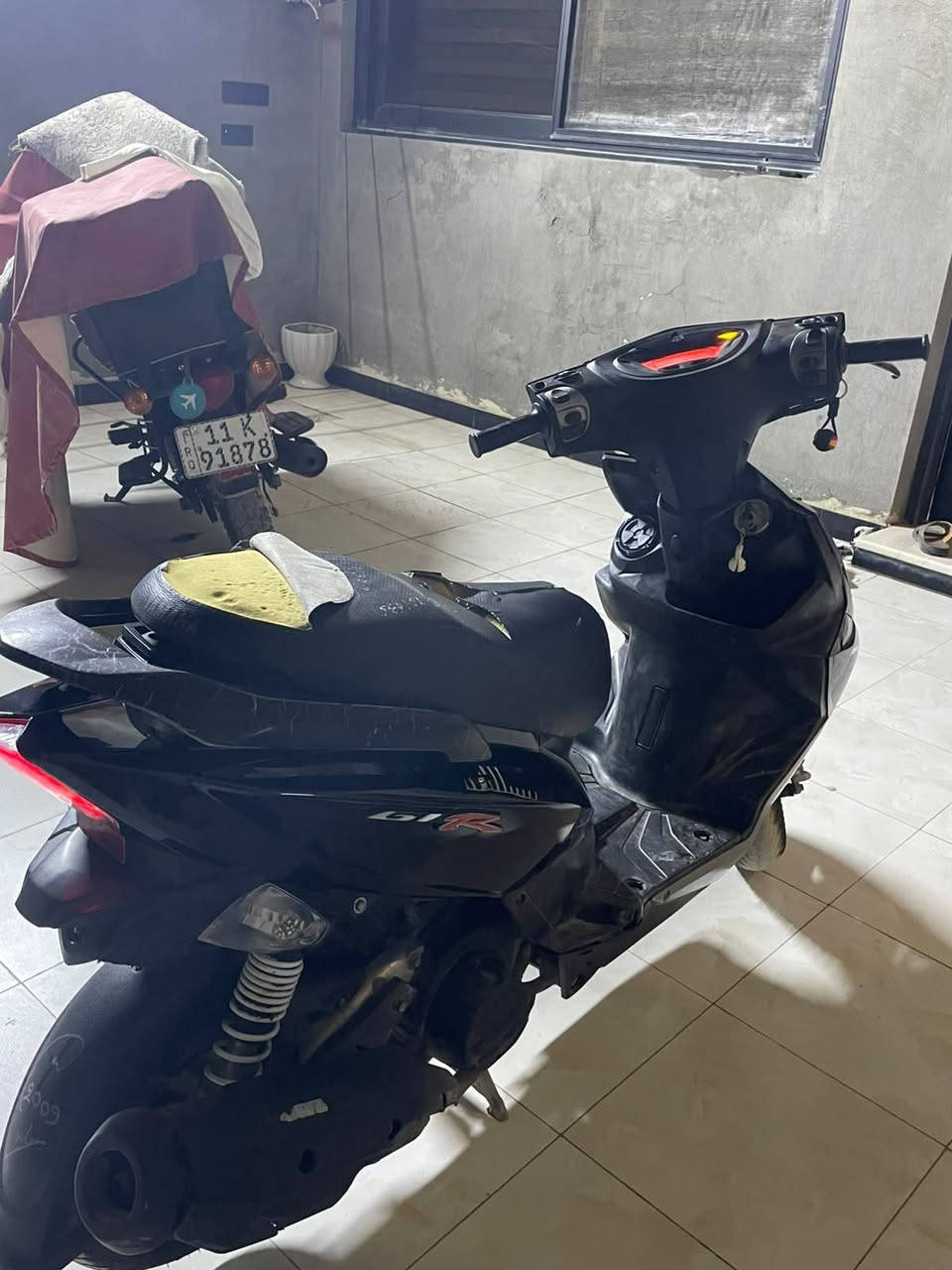 سلام عليكم دراجه GTR محرك 125دراجة  حلوه ونضيفه بس بيه نواقص خفيفه من ضمنهن شاشه ول مكينه تبخر مكاني بغداد 
غزاليه شارع المركز للتواصل لأتصال عل رقم 
او على الصفحه ***********
