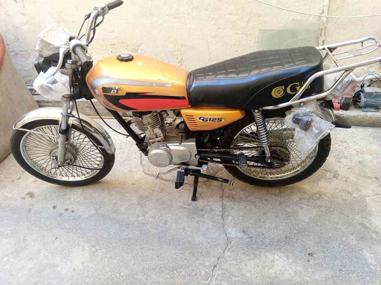 ماطور نامي برو 4كير كهرباء كامل شغال الماطور عالطريق طلقة السعر 380الف وبي مجال رقم التواصل ***********بي وتساب
