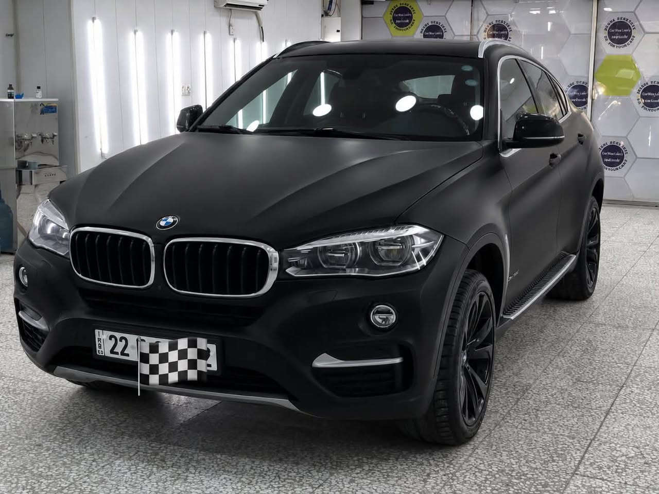 السلام عليكم
سيارة بي ام دبليو X6

3500 tune turbo

X drive

موديل :- 2018 السيارة من وكالة (((العروش))) خليجي مكفوله مغلفه بي بي اف مصار شهرين سياره مابيه ولا شخص 

ماشية :- 74 الف كيلو فقط 

سيارة جديدة بمعنى الكلمة  

سيرفسها ودهنها كلة بوكالة العروش من يوم طلعت لليوم كلش محافظ عليها ماطلعها بس بالمناسبات 

مكفولة كفالة عامة من الصبغ والتبديل كير مكينة وگير جديد 

داخلها نظافة بعدها على وضع وكالة 100٪؜ 

جوها تخمه تاير جديد دنلوب الاصلي ضد البنجر بالاضافة الى السبير بعده منازل للگاع

سيارة بااسمي تحويل ثاني يوم رقمها اربيل جديد وهزتها قبل 10 اشهر مسويها

نظام قيادة اربعة ايكو وكونفرت وسبورت (وسبورت بلاص)

انارة داخلية كاملة بالدشبول7 الوان تتغير 

ابواب شفط 

مري شفط

شاحن تليفون  

وشفتات سرعة

داخل احمر مميز

اربع كامرات 

بصمات

رادارات 

فتحة سقف 

لايتات زنون متحرك وية ستيرن واوتو يقللن ضوة اذا صارت سيارة امامك

كشنات بيها 8 حركات وضعيات 

هندبريك بصمة 

اوتو بريك

تحديد مسار

وبردات ابواب

وبعد هواي ميخلصن

السعر 355 بيه مجال

مكانها زيونه

***********

