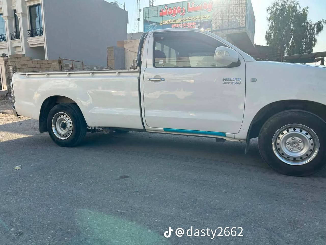 هايلكس • ٢٠١٠ • بنزين