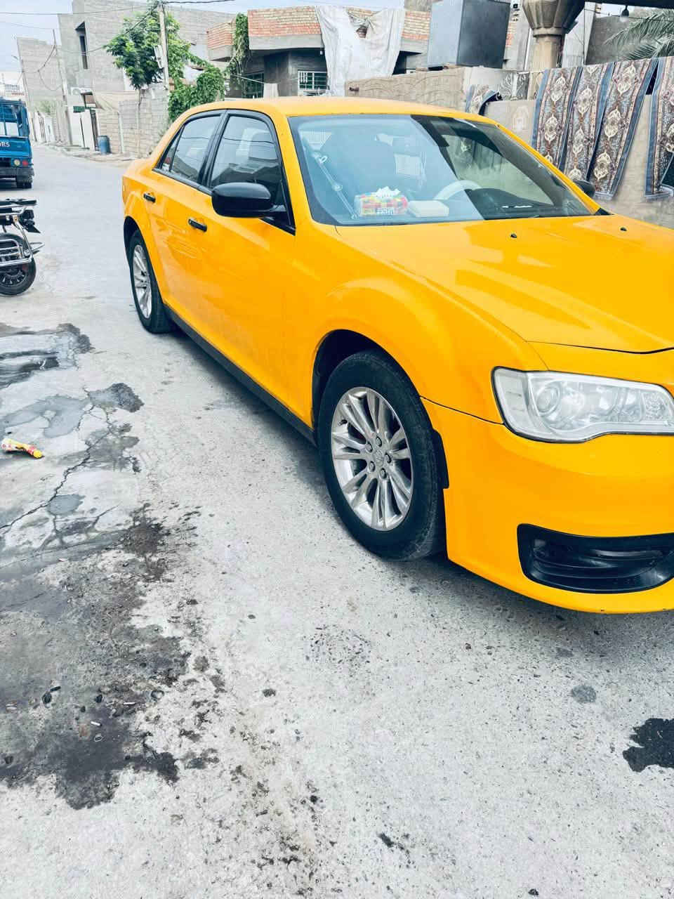 السلام عليكم …
للبيع اوباما 300c موديل 2012 محدثة 2020 حادثها بأمريكا حالوب وهنا صار بيها اربع قطع تبديل ابواب بدون حادث رقمها (انبار) سنوية بأسمي تحويل ثاني يوم مشروع وطني
مكفول كير ومكينة وكهربائيات وصدرها جديد والسيارة جاهزة مابيها اي نقص
مسجلة خط بغداد ناصرية
السعر 165 وبيها مجال 
غير متواجد ع الفيس الاتصال ع الرقم ***********
