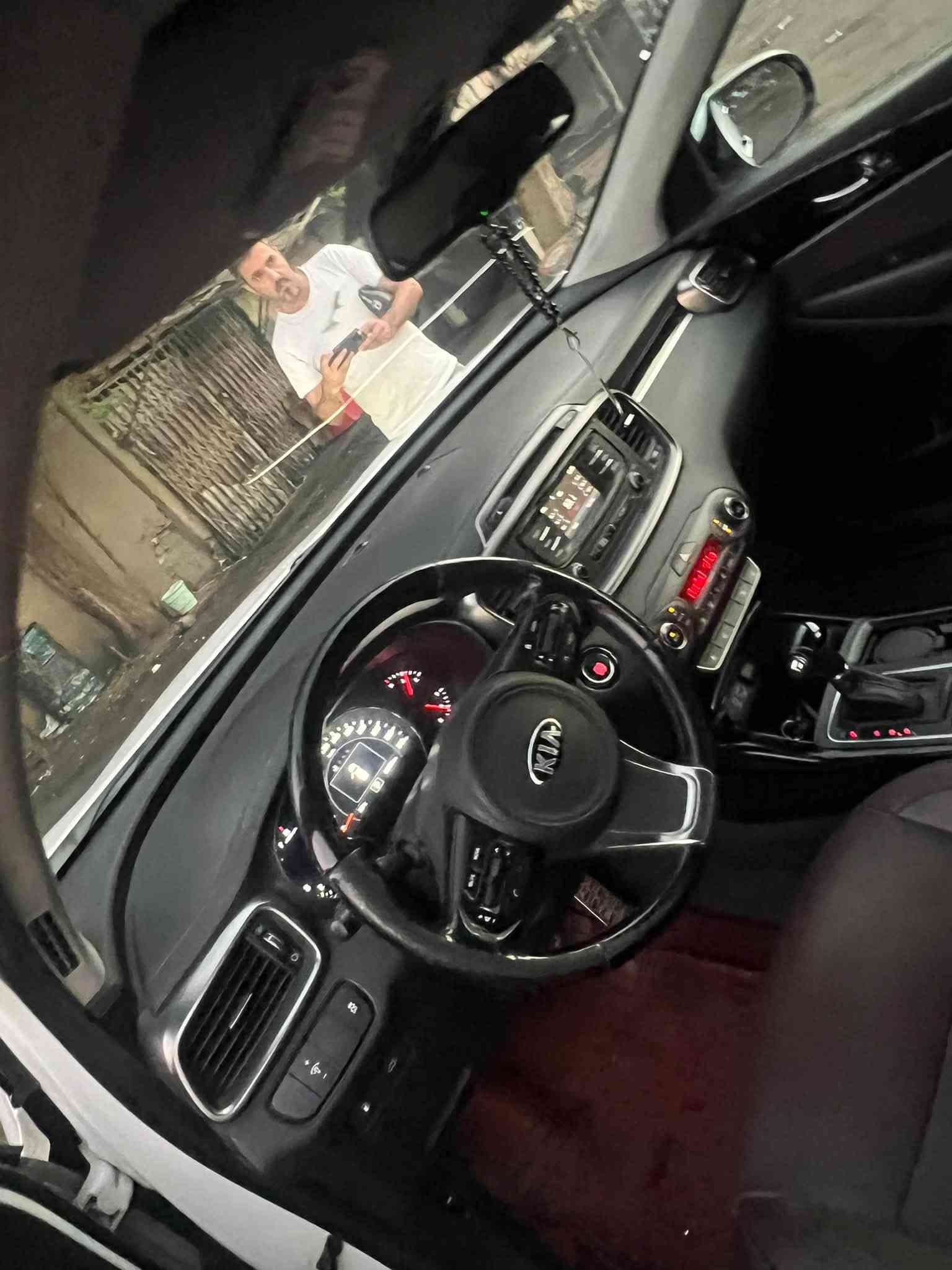 سورنتو ١٦ فول الفول ماشيه ٩٥ بسمي كفاله *********** السعر ١٩٥
