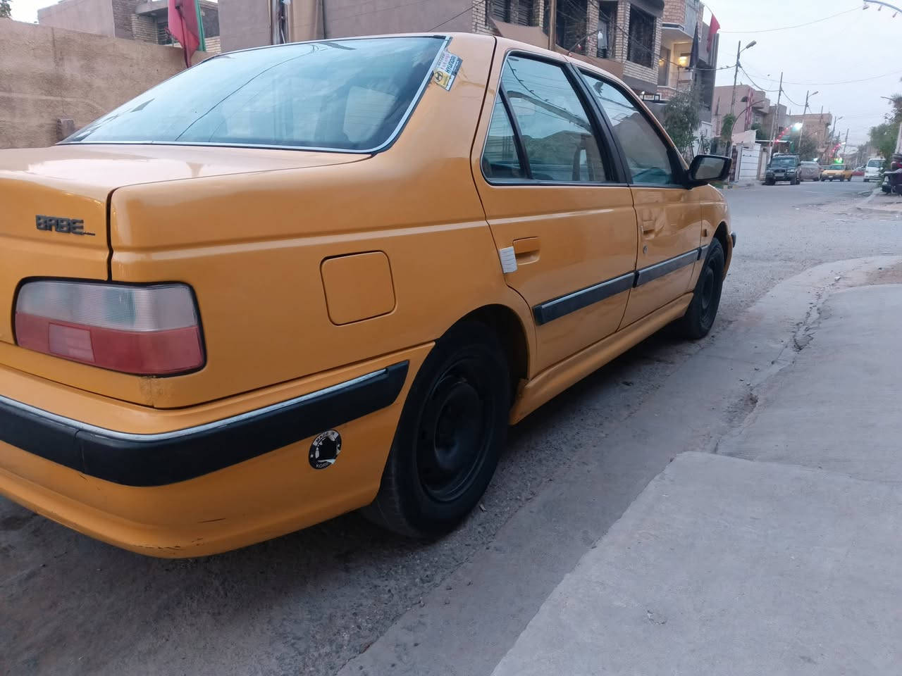 سلام عليكم بيجو بارص 2015
سيارة بدون ضربة بدون تبديل بدون صبغ 
رقم بغداد انگليزي بأسمي مصفرة هيئة وغرامات هزة جديدة السعر  40 
مكاني بغداد 
***********
