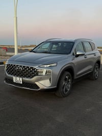2023 رقم بغداد وارد امريكي  سيارة ماشية 50 الف كيلو سيارره حادثها بنيد...
