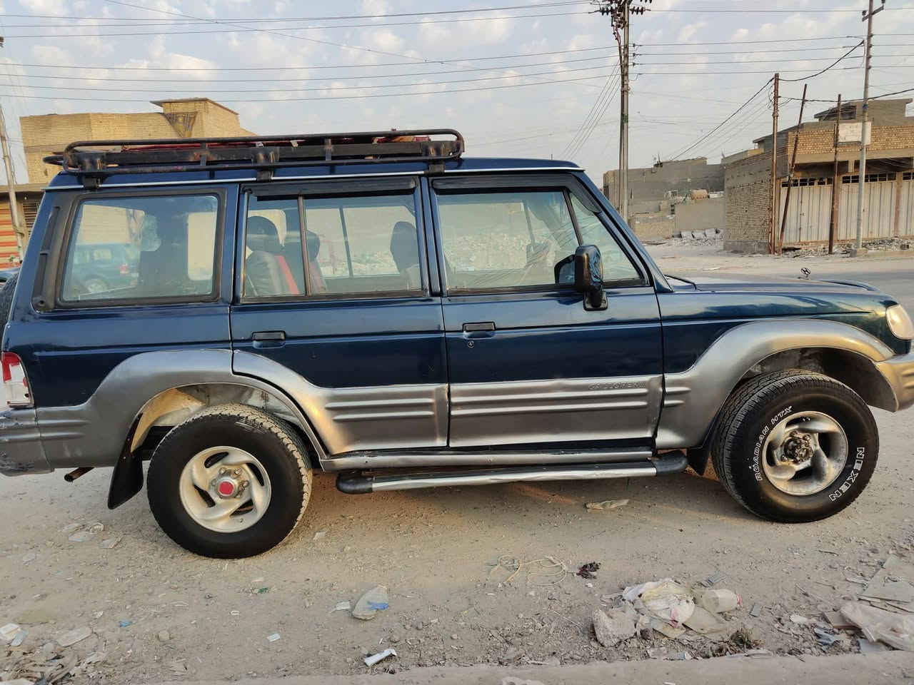 كالوبر 2001اللبيع. كير وتماتيك محرك بطه السعر45وبيه مجال***********)(***********مكان السياره مدينة الصدر حي طريق

