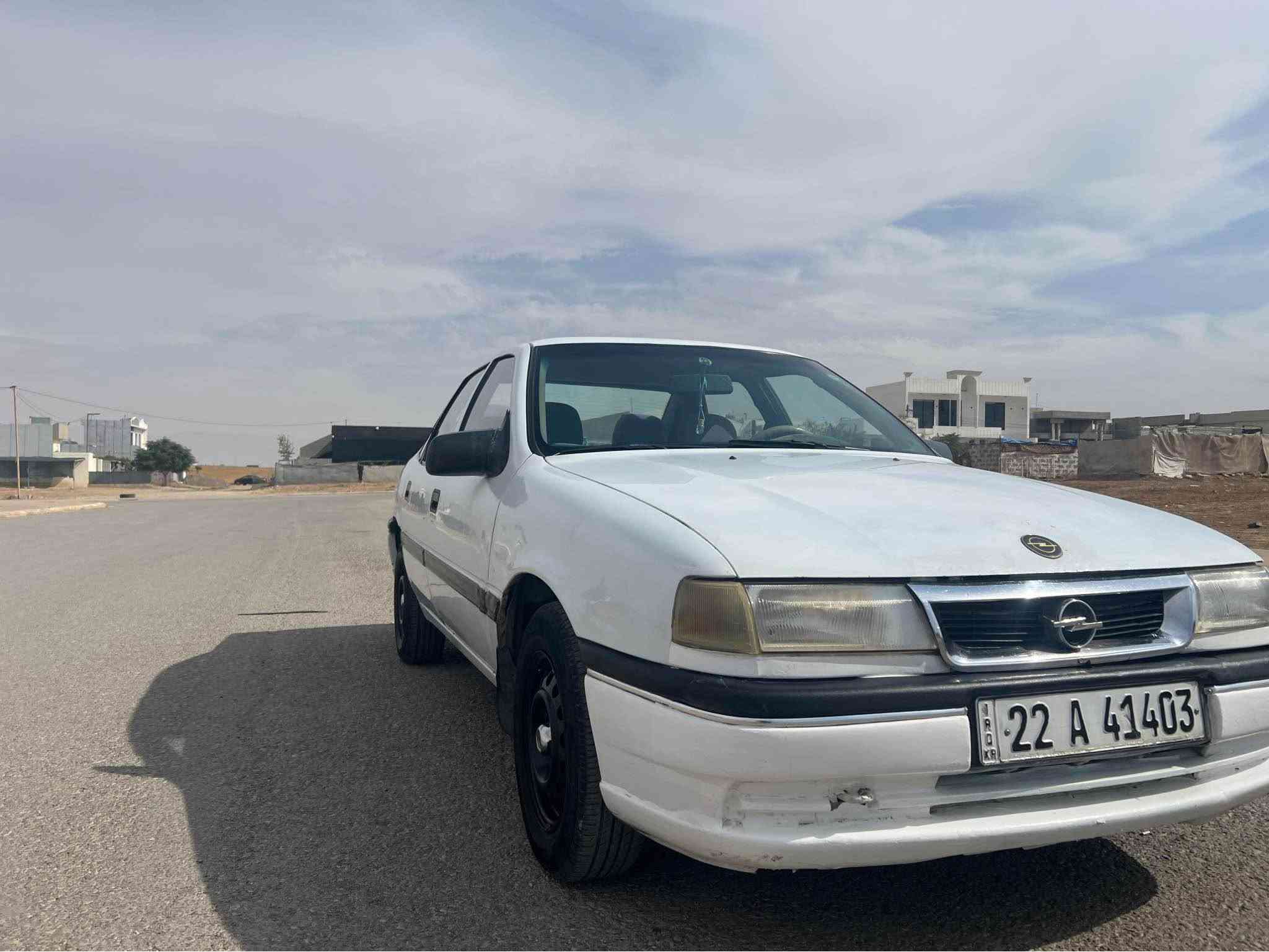 فيكترا • ١٩٩٢ • مكينة ٢.٠