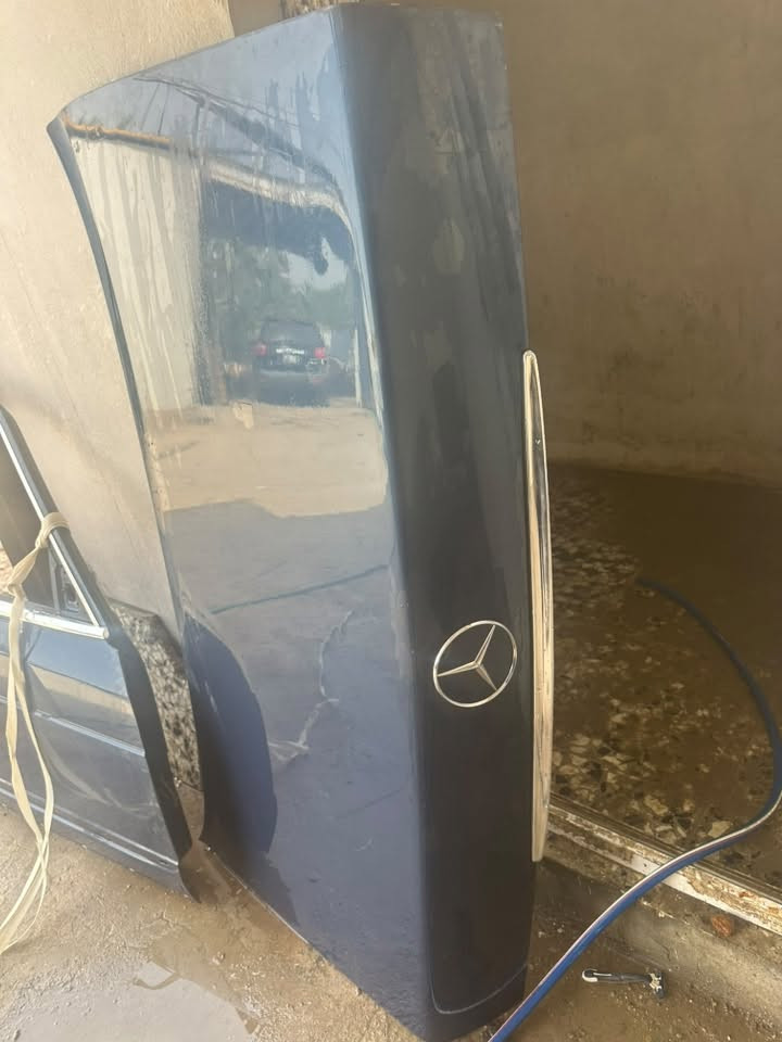 غراض للبيع 
+ دينمو ع فحص و باور شوط حاويه ***********
