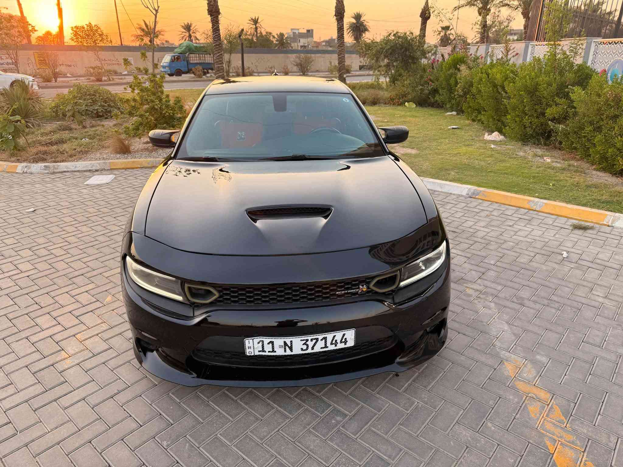 جارجر سكات باك  2022 أصل
اللون: اسود 
الحادث: 2صبغ او واحد كلير من امريكا يعني ٣
الممشى:
19 ألف ميل
السيارة جاهزة وكامله
المواصفات:
- رقم بغداد 
- هزة وسنوية ورقم دولي جديد
- غرفة كنتارة احمر
- كشنات أمامية كهرباء
- مرايا قلاب
-  شفتات
- حساسات خلفية
- فجوج بريمبو بلادي
- شاشة كبيرة
- كار بلاي 
- كاميرا 
- دركة كاربون  مطعم بالأحمر
- كفر إيرباك جلد احمر-  
- سبايدر 
- شفقة جامة خلفية
- لحايا جانبية وسكوبات للدعاميات
- سستم إيرباك راجع بلادي

السيارة نظيفة جداً وجاهزة للاستخدام
المكان : بغداد 
السعر $195
للاستفسار. ***********
