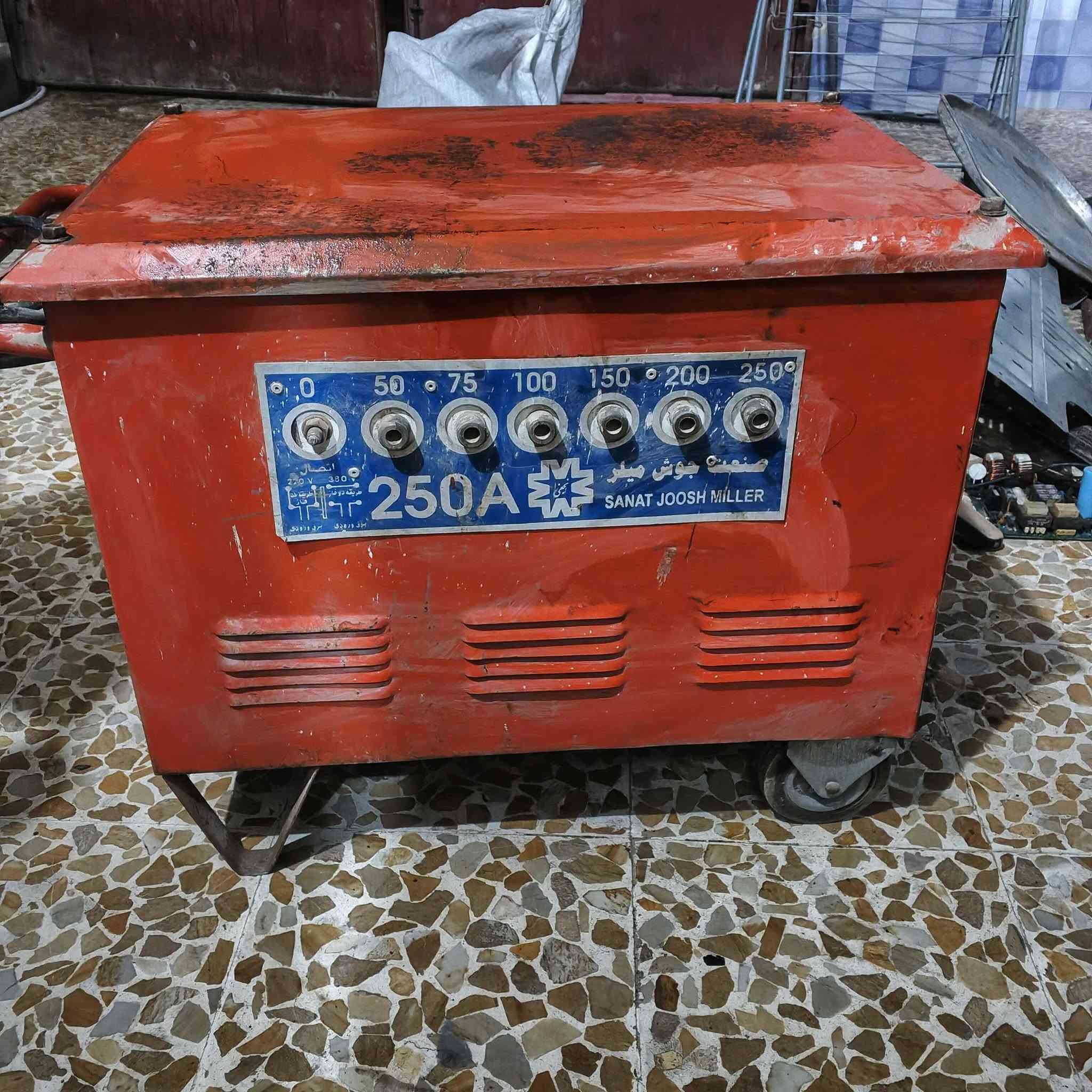 مكينه لحيم شرط شغاله 125بيه مجال ***********غلم كمريسر تفليش 25الف
