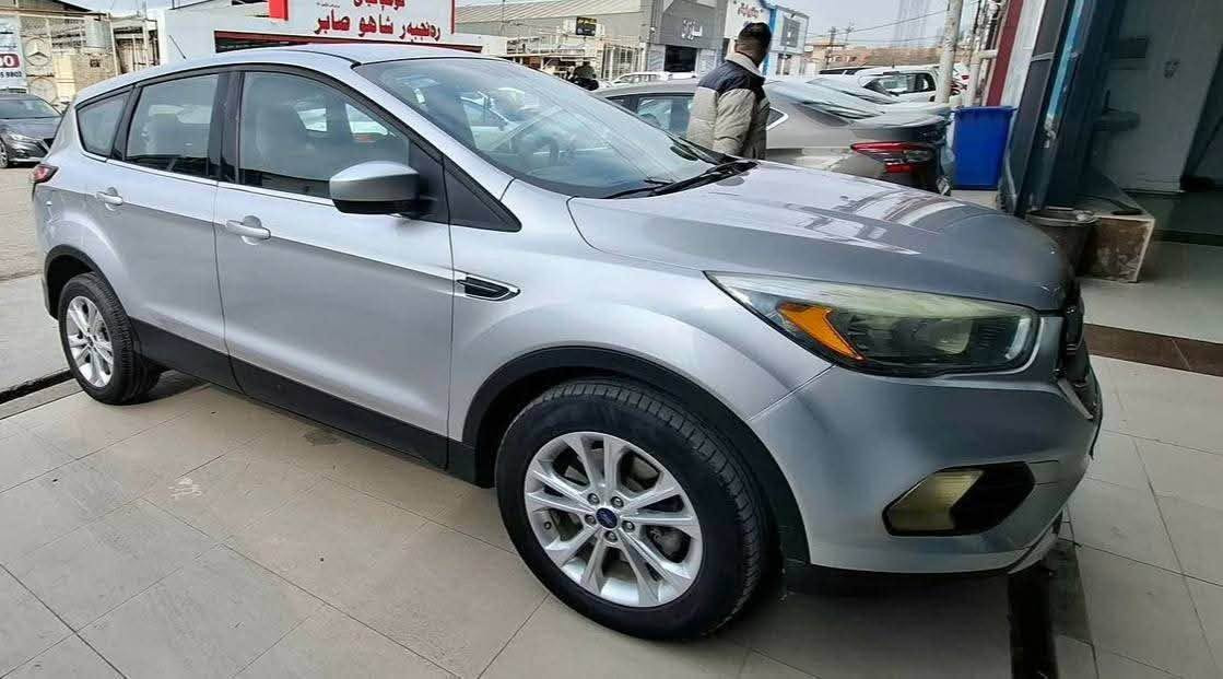 فورد سكيب 2017 محرك 1.5 توربو ماشية 181 الف كيلو رقم اربيل الجديد السنوية لغاية 2029 
مكان السيارة الموصل 
السعر 90 وبيها مجال 
للتواصل *********** موصل, نينوى
