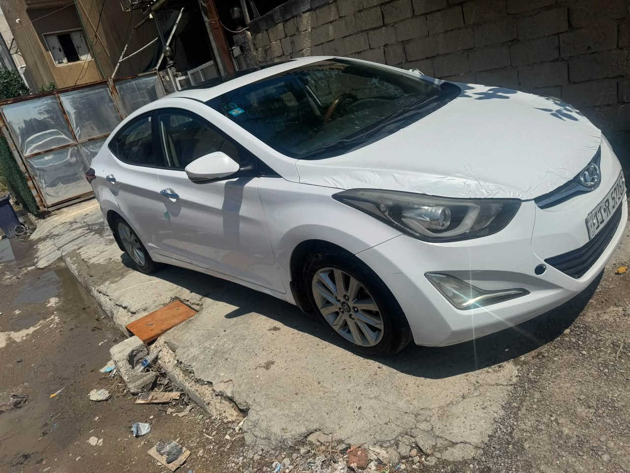 لنتره مديل 15 كفاله فقط قطعه واحده تبديل بدون دواخل خليجي بغداد البياع الرقم *********** سعره 110 وبيه شوبه مجال كفاله تبريد منضومه جديده جاهزه سياره
