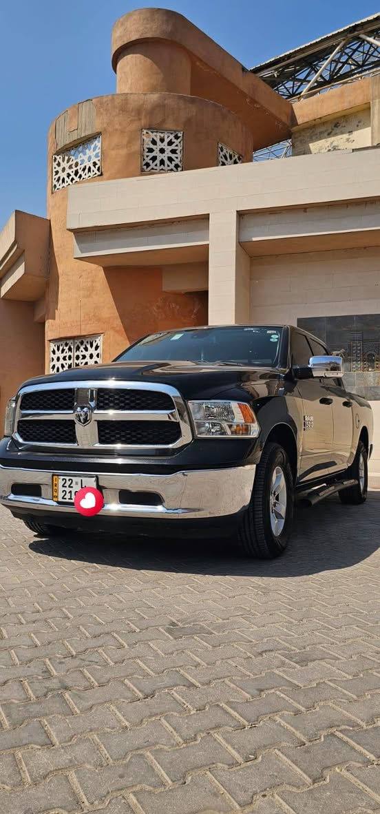 للبيع
دوج رام 1500 كلاسك 
لون  اسود  
موديل 2023 
باب طويل بدي قصير المرغوب 
حجم المحرك 3600. V6 
تنفس طبيعي 
شاشه حجم كبير 
كير ماوس 8نمر 
تبريد قطعتين ثلج 
نضام مانع انزلاق 
دوسات جانبيه  
كشن منفصل دبل
حساس اطارات
 جكمجه 
تحكم استيرن  
  سبايدر قماره  
غلاف بدي  
تخم تاير     
كامره دواره
سيرفس 
صدر جديد 
سياره وارد امريكي حادق جاملغ خلفي+باب خلفي  
رقم شمالي تحويل ثاني يوم 
ماشيه 64 مايل 
السعر220$ وبيها مجال 
المكان بغداد
***********
.
