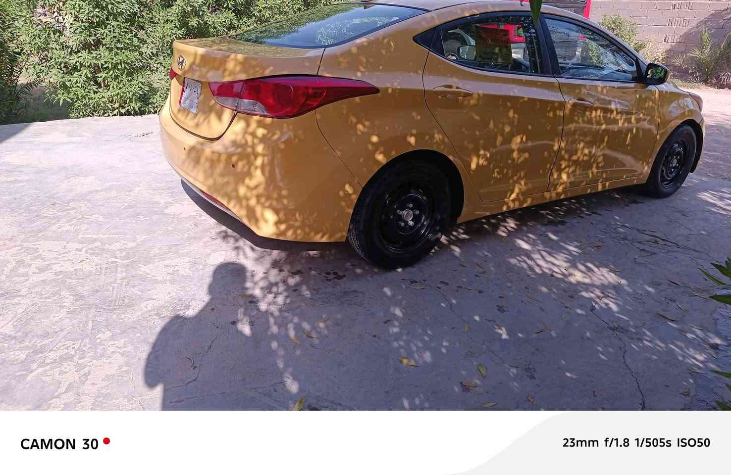 للبيع النتره2012
وارد أمريكي حادث جاملغ وبنيد بدون دواخل تحويل مباشر باسمي 
الاستفسار ***********
