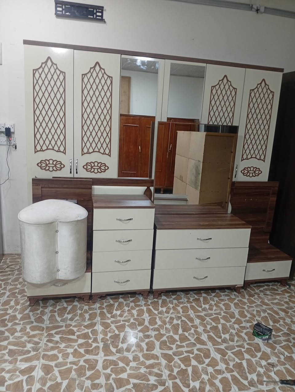 لا توجد تفاصيل
