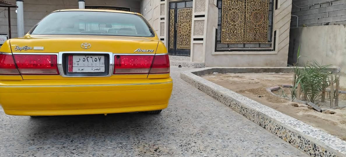 السلام عليكم كراون جنون للبيع موديل 2000 نقل ومكصوص فماره وجنطه شاصي بطه142 مكفول من الغرامه.والهيه.سنويه عظم منتهيه2022.راعي موجود. محرك وكير وحداد تمام عنوان البصرة .تلفون ***********.راجانا.بعد لحد يسلني عن التفاصيل السعر45
