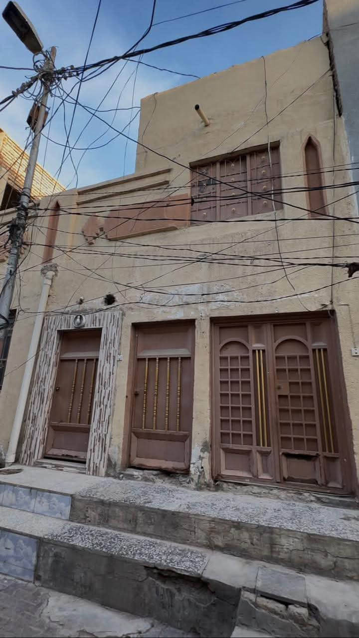 كوفه الشارع • ١٨٠م • مقسم بيتين وشقة