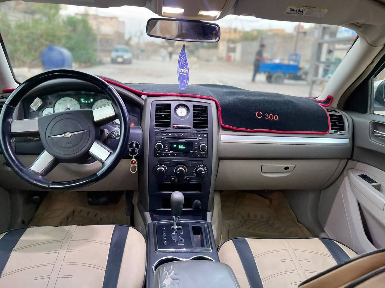 اوباما 10أصل سياره جديده حيل
لون حليبي مميز 
مكينه 3500شرط بل باكيت شلع تحفر الكاع
كير باكيت
تبريد ثلج 
حداديه ميه بل ميه 
تخم ويل او تاير او حساس توهن شادهن
كص جنط شغل درجه اوله ماتنعرف مكصوصه ابد 
متوام شمالي جديد شرط الحاسبه هزه جامه سنويه لل30 
بيع او مراوس السعر 40 او كلشي بل سوك بس مو بجدته او لونه 
رقمي***********
