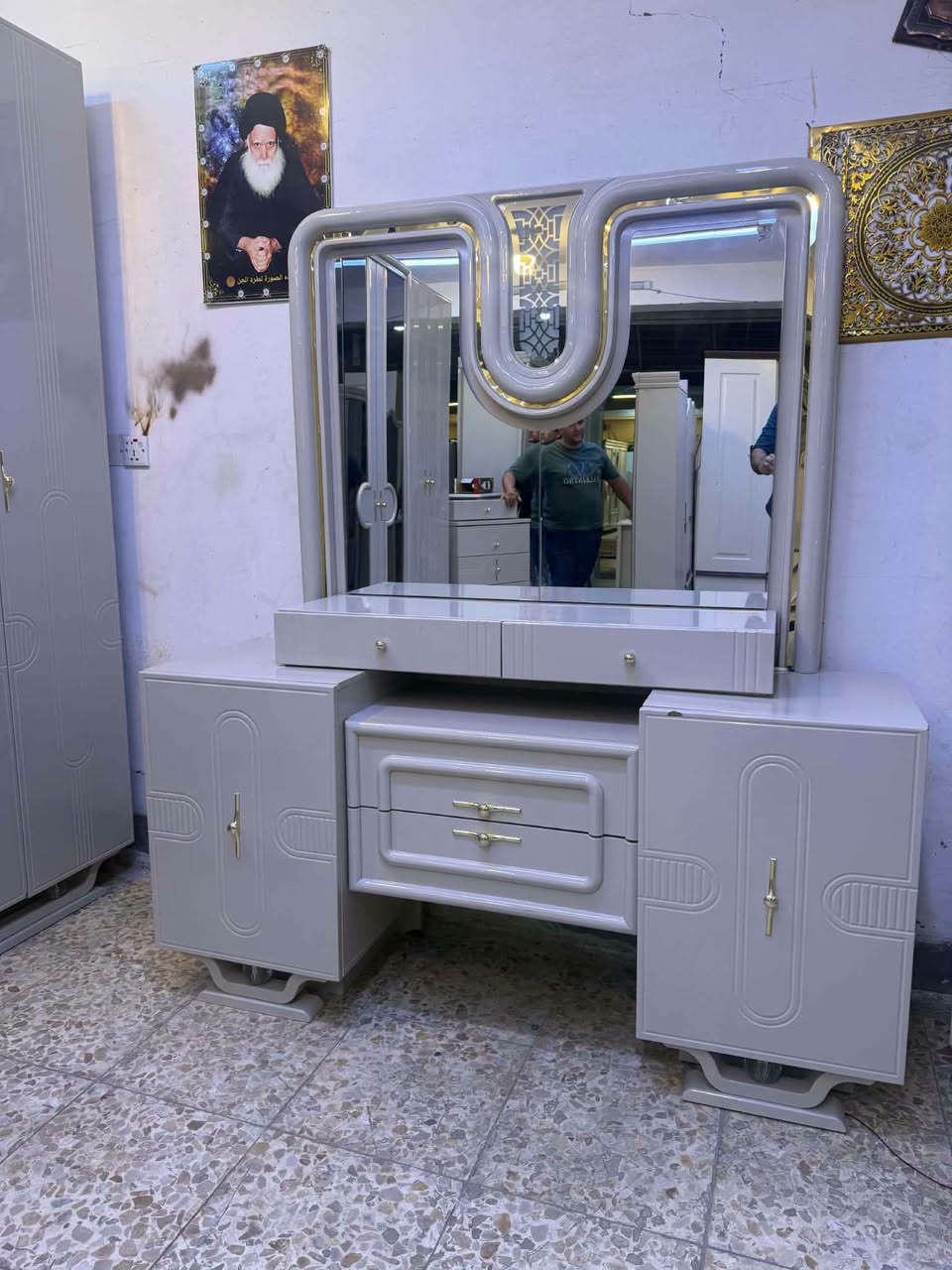 @إشارة غرفه تركيه  ماركه اصلي اناره شغاله ضهر بلوك   10قطع   نظافته 95/💯💥  سرير مخزن

واصل شد ونقل داخل بغداد مجانآ

توصيل محافظات أجوور نقل

