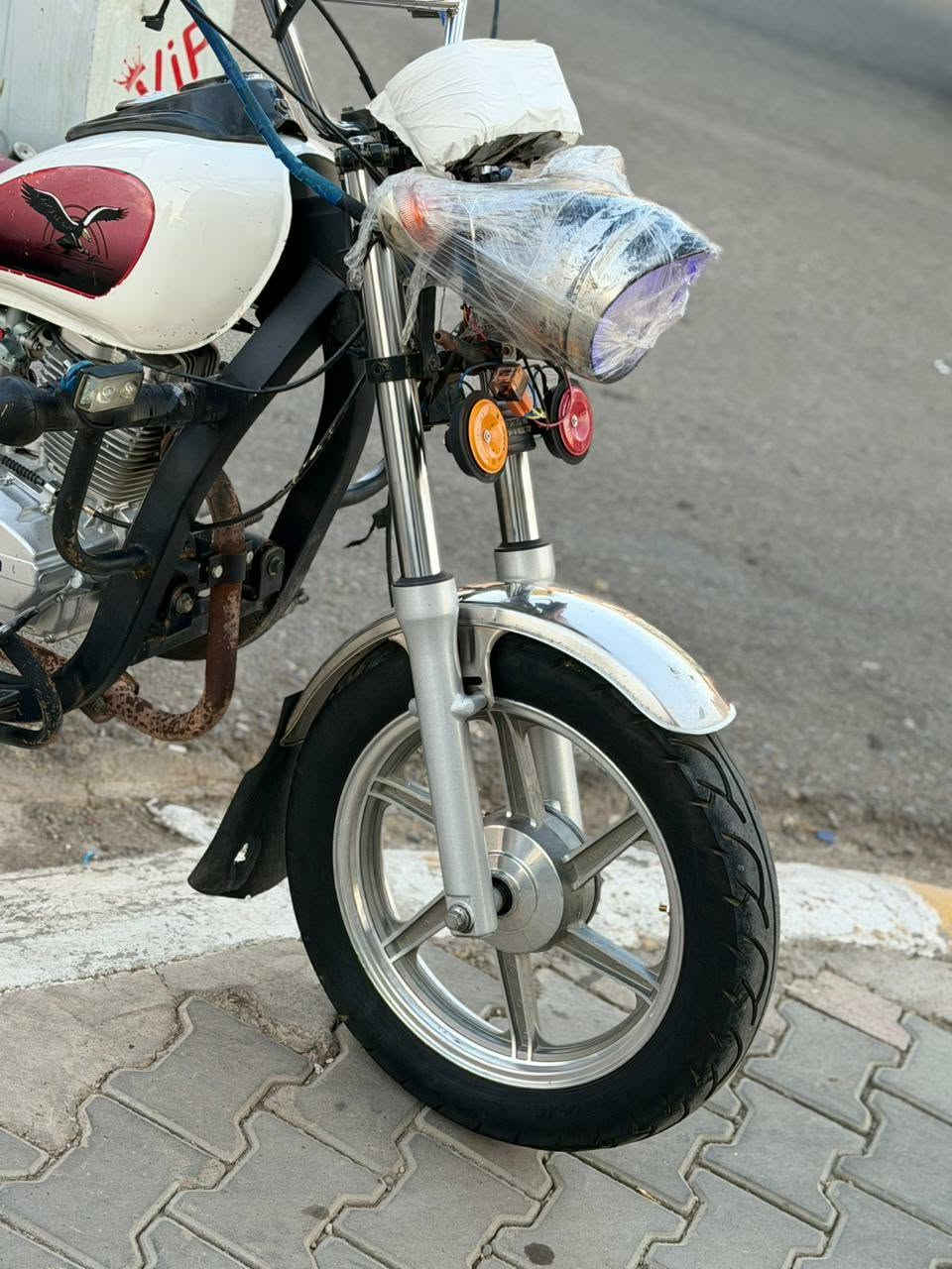السلام عليكم ستوته موديل ٢٤ لمحرك اوراق كاملا ٧ ورقات تايرات دبلات خير من الله شاصي شرط بلادي خياس لحيم ماكو شرط محرك صفر جديد مابي اي نقص قلاب فحل عالي كهربايات كلا شغاله شرط دبلات وره كدام شغالات ستوته مال جني نضيفه سعر مليون ٥٠٠ بيه مجال رقمي *********** مكاني ديالى سراجق 🌹
