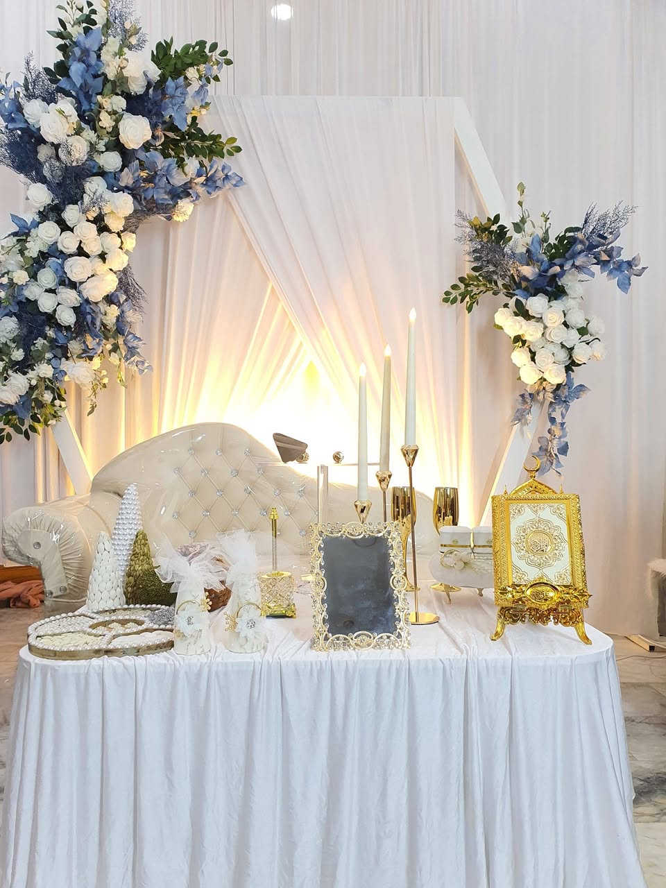 🤍💍… كوشات منزلية متوفرة للاجار داخل بابل #عقد_قران #حفلات #حنة #كوشات #خيمه المشيه #كراسي شيفاري #جنط العروسه #برنص المهر #وثيقه العقد #مصوره لتصوير احلى الذكريات بجوده عاليه واحترافيه للأستفسار واتساب ***********
