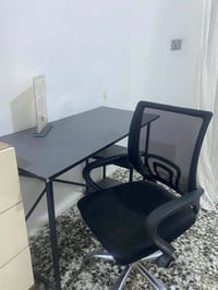 نظيفه • ميز مرايه • سرير نفر