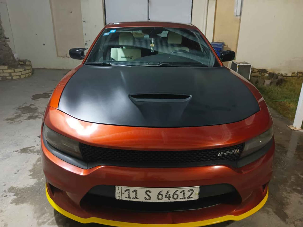 السلام عليكم
دوج جارجر 2021 SXT 
لاست كول اخر اصدار 
لون مشمشي 
شواصي مكفوله
مكينة V6 3600 
كير مكينة مكفول 
مواصفات معروفة
السعر 220 وبيه مجال
السيارة تو يل 
رقم السيارة بغداد بااسمي ثاني يوم احول
سياره ماشيه 143الف  تقريبن
عنوان بابل 
*********** المحمودية, بابل
