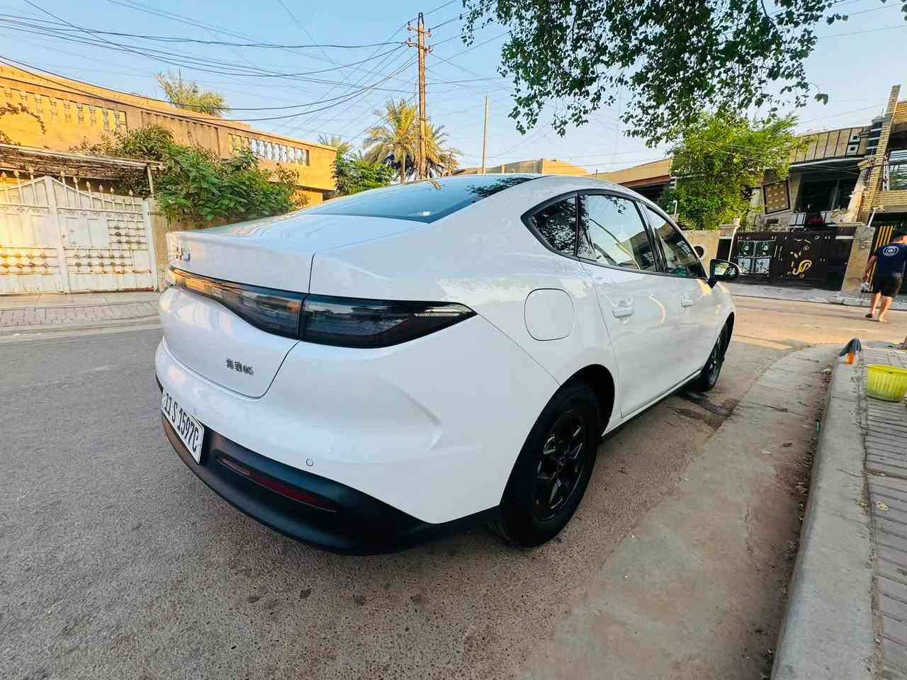 بي واي دي سيل 5 كفاله عامه مستخدمه 13 كلي
غراضهه كلهه كامله شاحن وبصمه و كارت السياره بحاله شركه
داخل ابيض 

سعر 20,700

مكاني الرصافه //***********
