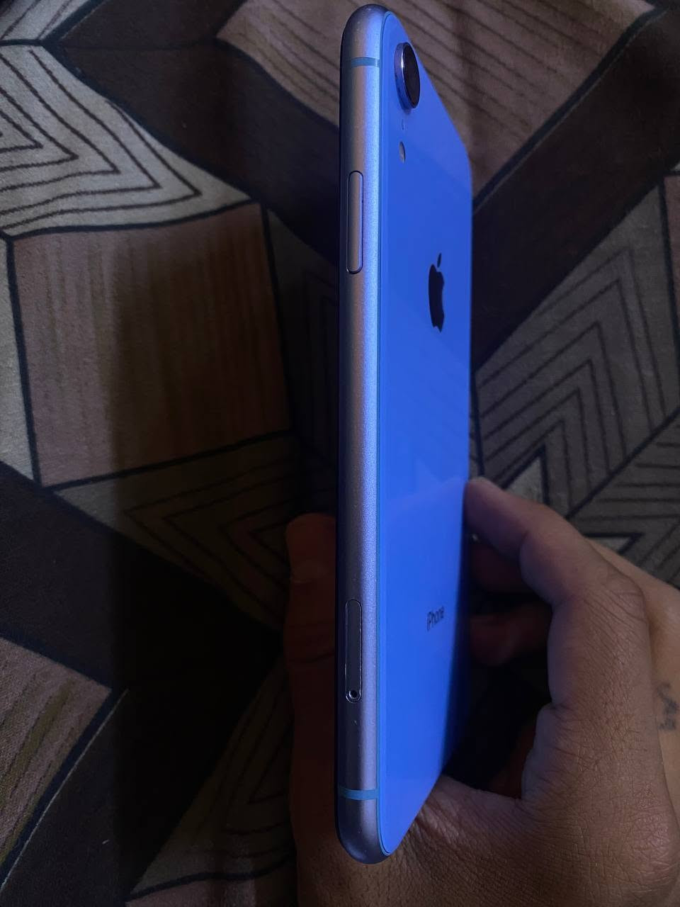 للبيع فقط ايفون Xr 

مامفتوح ولا مبدل بي اي شي 
ذاكره 64 
بطاريه 74 بلادي
فيس ايدي شغال 
كلو شرط 
سعر 175 
شراي اتصل او واتساب ***********
