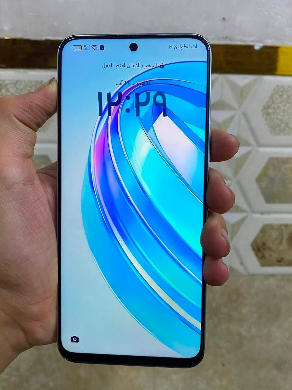 السلام عليكم للبيع هونر اكس 8جهاز شرط نضافه فول ذاكرة 128رام8 بوبجي 60فريم بطارية 5000السعر 100وبي مجال قليل للاستفسار الاتصال ***********
