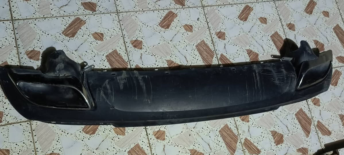 حداديه شاجر ابامه موبر
شمعات 20
طبله 25
لعابات15
لقم 30
فيوزر مال ابامه 20كلش نضيف 125كامل
سكني ناصرية قضاء شطره 
***********
