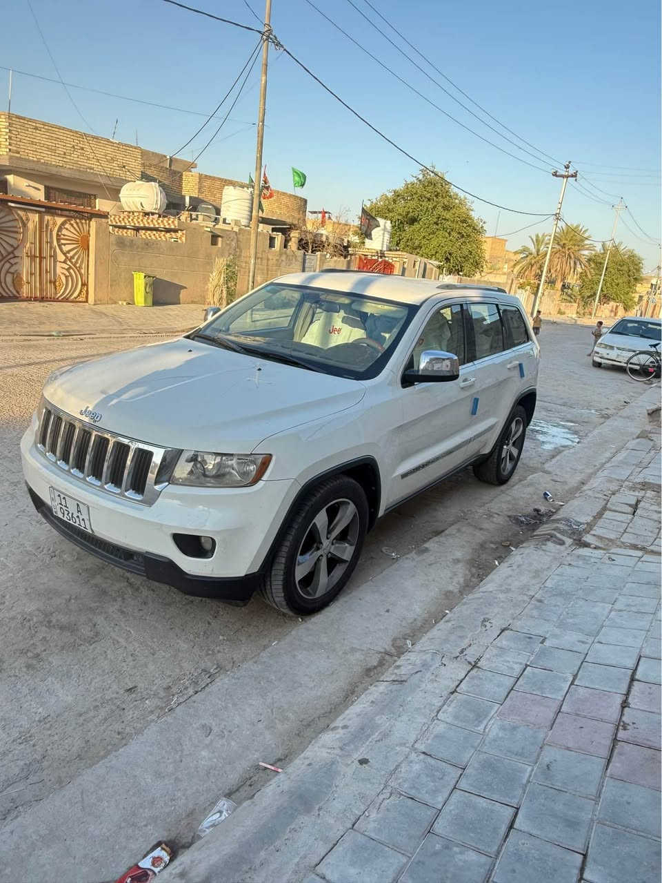 جيب كراند شيروكي موديل ٢٠١٢رقم بغداد بسمي تحويل مباشر سياره جاهزه للخير متحتاج اي مصرف 
*********** دهل اوران, واسط
