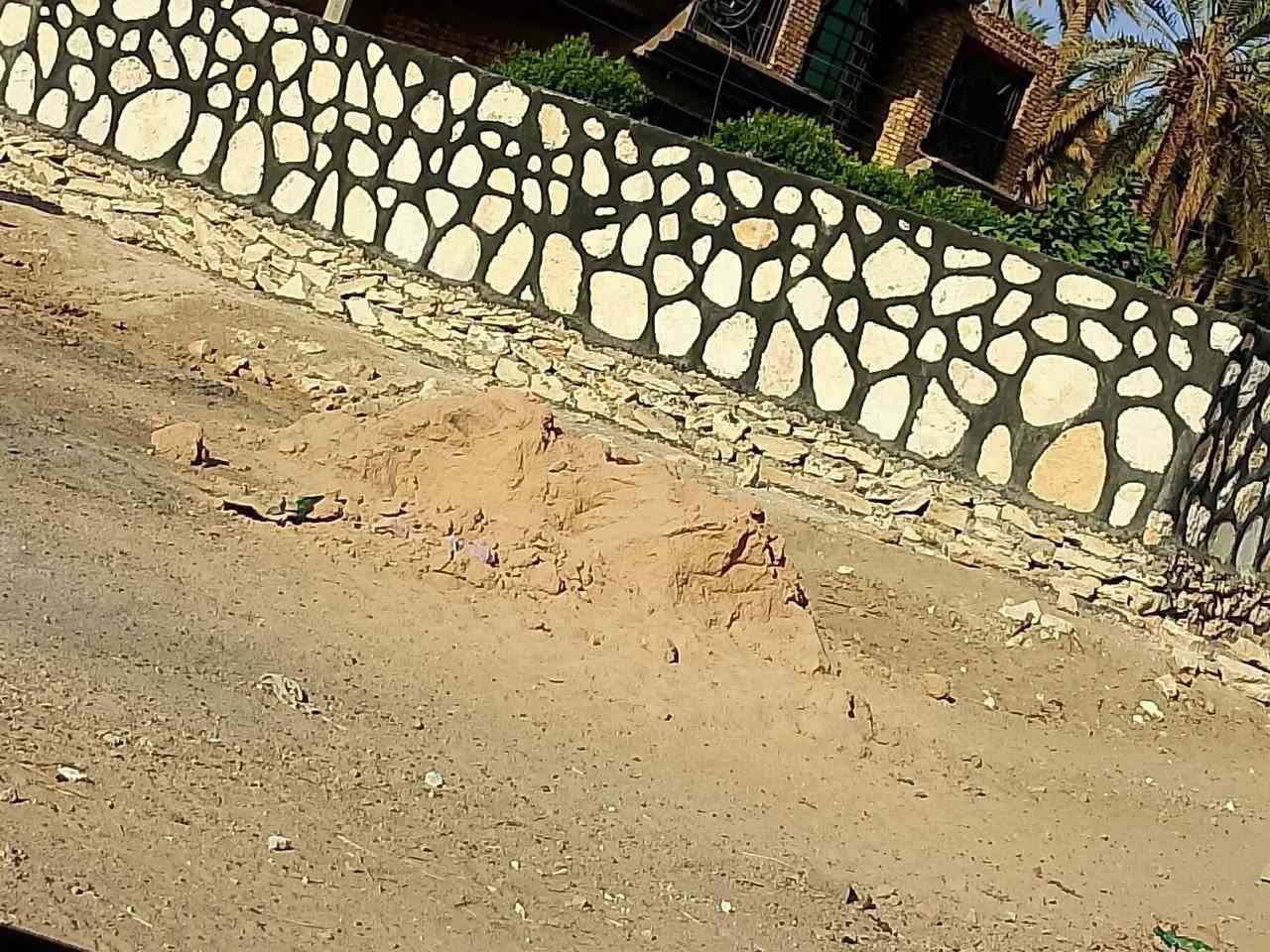 شركة  الكفيل لبناء الحجر 
رئس الحكمه مخافة الله 
العمل يكون *********** 
 واتساب مباشر‏     ‪***********‬‏
أساسات و اسيجة تطبييك ممرات فقط 
تطبييك البحيرات والأنهار.
واتساب واتصال هاتفي 
‏‪***********‬‏@
