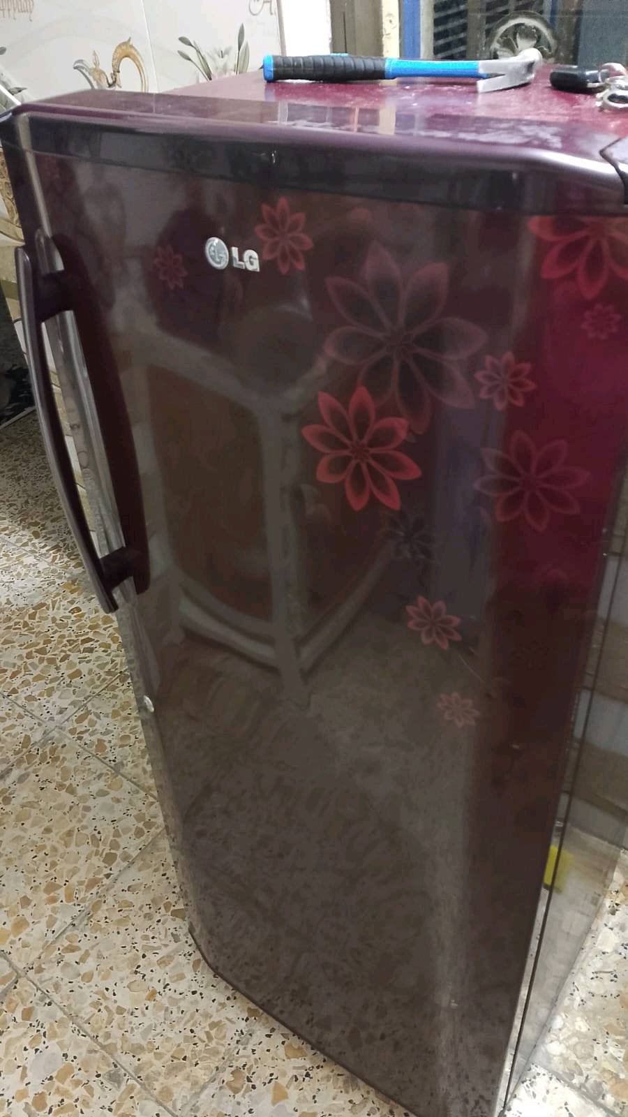 ثلاجة LG • حجم وسط • شغالة