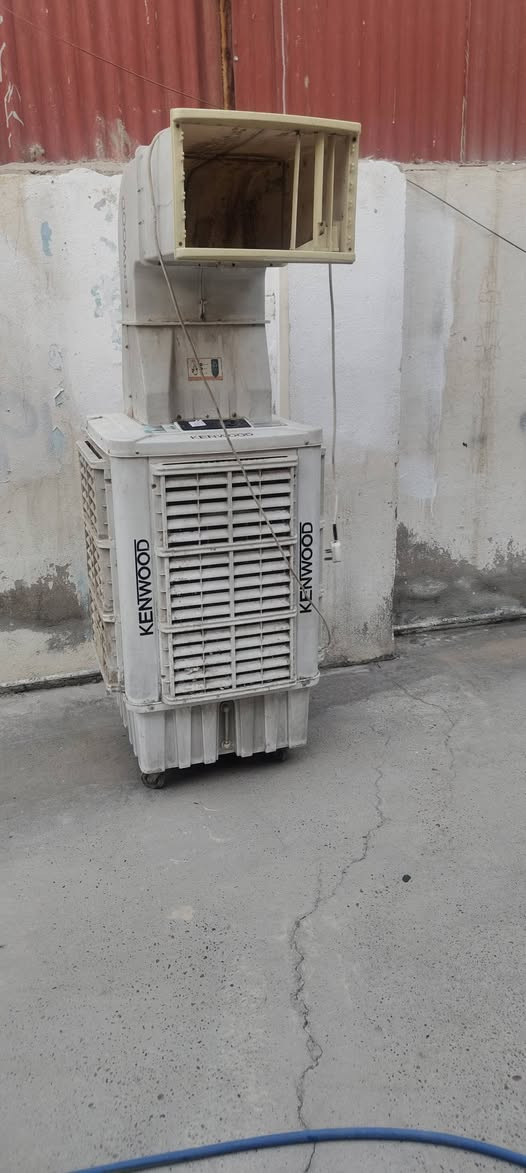 سلام عليكم مبرده حجم كبير سرعتين هوها ثلج سعرها 120 مكاني الشعب رقم *********** واتساب
