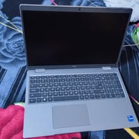 ديل E5540 • i7-1370p • ١٦ رام DDR5