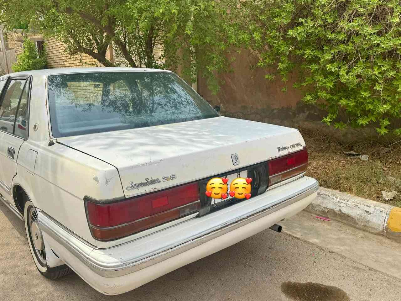 سيدان للبيع موديل 1989 رقم بغداد انكليزي مداور ثاني يوم
كير ومحرك 2500 جدد 
طخم تاير جديد ويل كب 
كهربائيات كلها تشتغل من الطول الطول
دواخل نضيفه كلش
باتري عنبار بريشر وباتري جدد
ترايك وين ماتريد
مكان السياره الناصريه المركز 
السعر 33 وبيه مجال 
للاستفسار ***********
