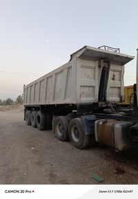 للبيع • شاحنة