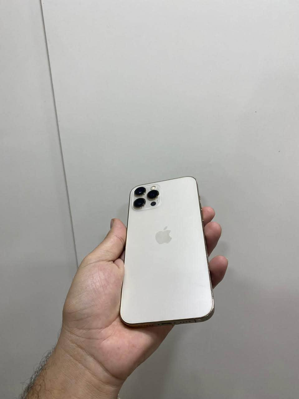 م 📱🔥 آيفون 12 برو ماكس | 256GB
✨ نظافة 100% | جهاز مرتب ونظيف✅
💎 سلس وسهل اللمس جاهز للاستخدام✅
🖥️ مستبدل شاشة نوعية حلوة ومرتبة
🔋 مبدل بطارية✅
💰 السعر: ٣٠٠ ألف فقط 🔥
📍 بغداد – البياع
📞 ***********  واتساب 
🚚 يوجد توصيل

