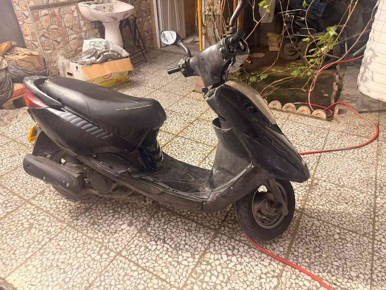 دراجه بريز نقص بيه بس كابريتر سعره من الخير 300والله تشد كابريتر. وين متريد روح لا وكفتك رجعه مكاني بغداد زعفرانية رقمي (***********)
