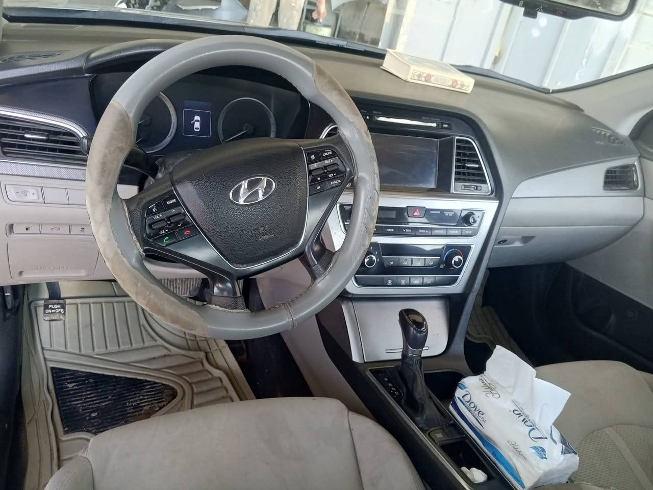 🚘 للبيع سوناتا 2016 أمريكي 🇺🇸
سوناتا موديل 2016، ماشية 180 ألف، سيارة حلوة وتستاهل 👌
السيارة أمريكي، والضرر **صفحة من الجاملق الخلفي والصندگ **، والباقي ينفحص من المشتري وعلى راحته.

🔹 الموديل: 2016
🔹 وارد أمريكي 🇺🇸
🔹 الممشى: 180,000 كم
🔹 الفحص: مفتوح للجادين
💰 السعر: 113
 📞***********
** والبيع عن قناعة 🤝**
